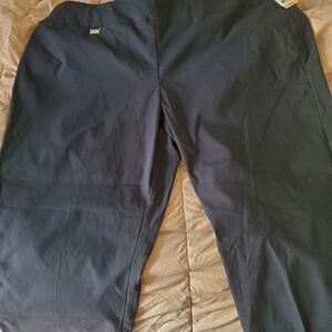 Streach capris